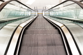 escalator_000016187960